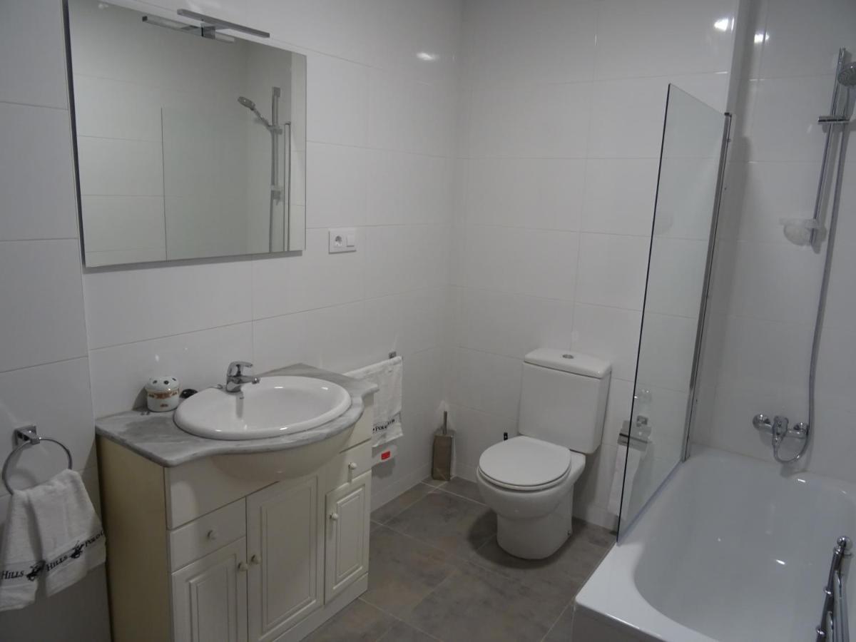 דירות Piso En Centro Urbano De Puentedeume Con Terraza מראה חיצוני תמונה